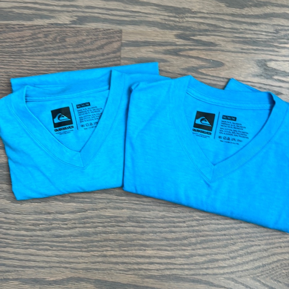 Quicksilver t-shirt like new